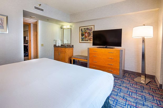 Images Embassy Suites by Hilton Chicago O'Hare Rosemont