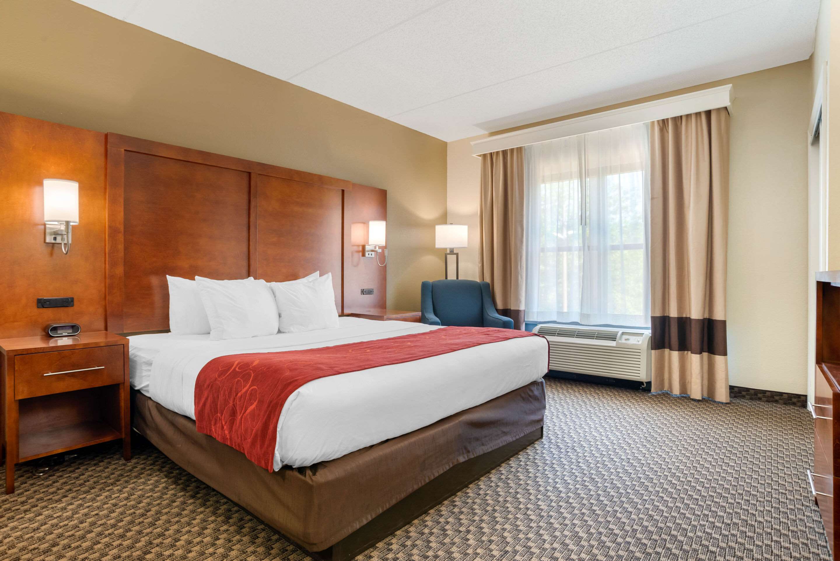 Comfort Suites Tallahassee Downtown - Tallahassee, FL - Business Profile