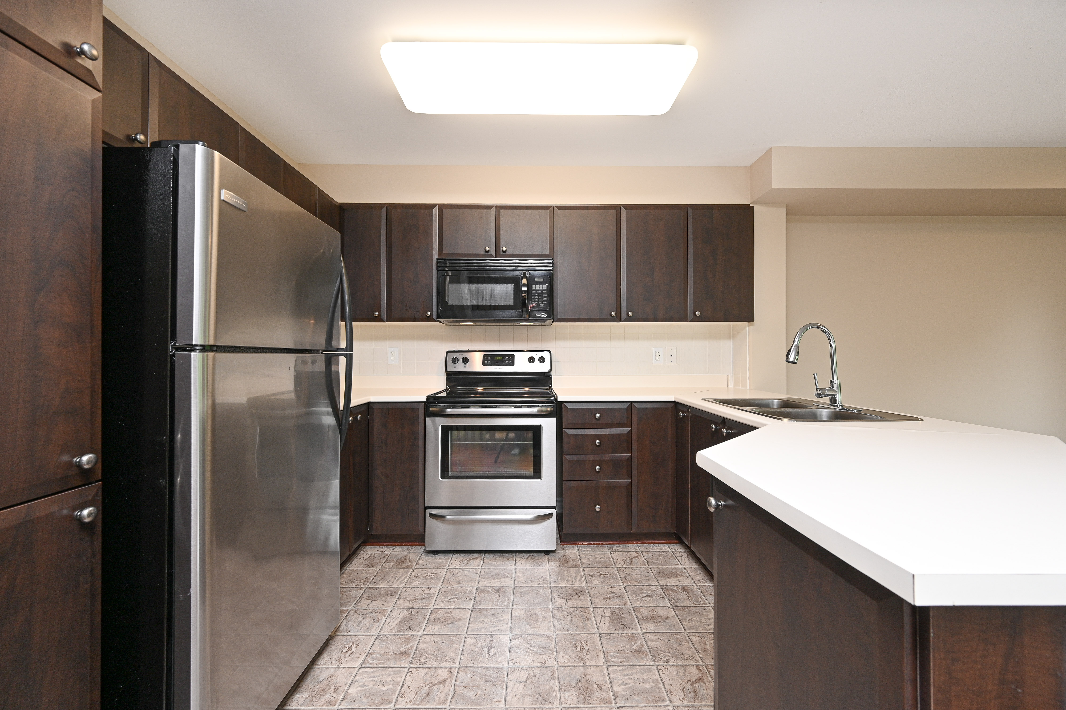 Images Leif Olson - Ottawa Real Estate Agent - Hamre Team RE/MAX Affiliates