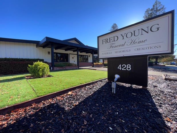 Images Fred Young Funeral Home - Cremation and Funeral Services