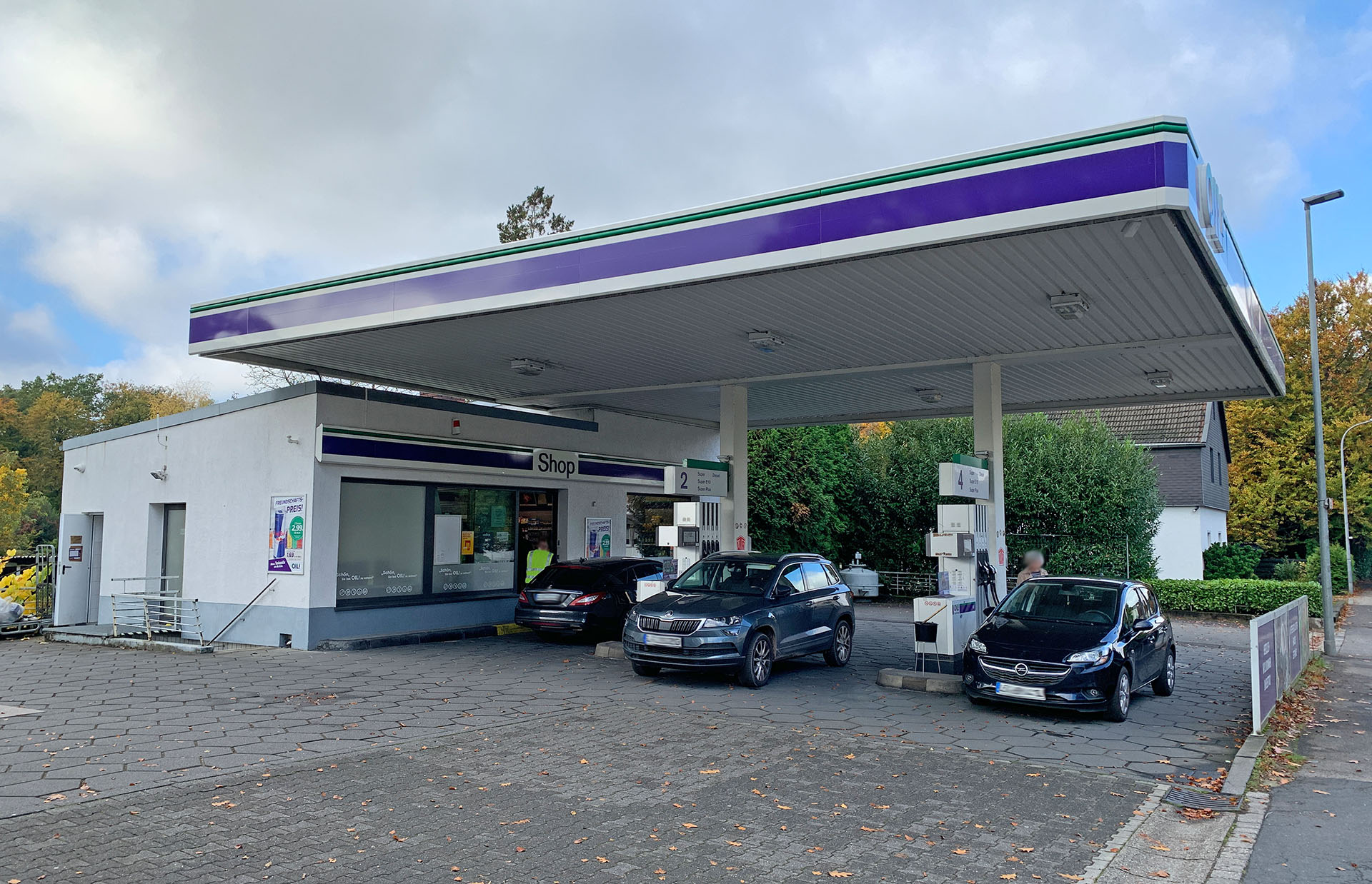 OIL! Tankstelle, Leverkusener Straße 41 in Bergisch Gladbach