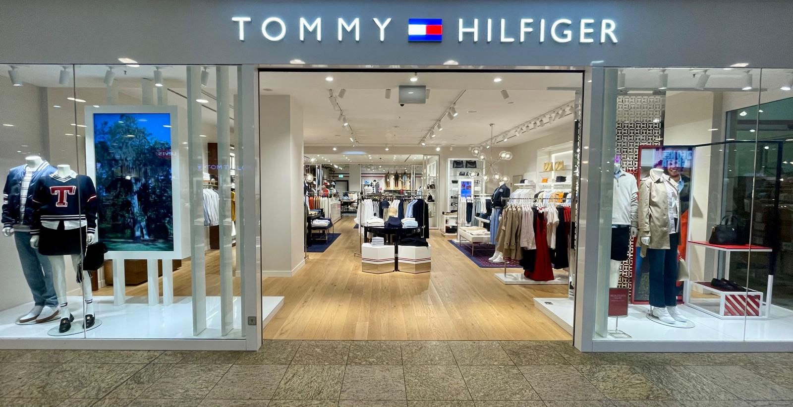 Tommy Hilfiger in Magdeburg - Logo