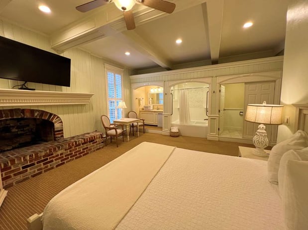 Images Best Western Grandma's Feather Bed