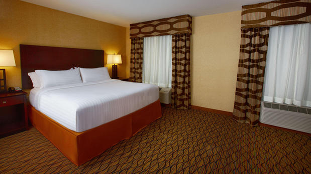 Images Holiday Inn Express Bordentown - Trenton South, an IHG Hotel