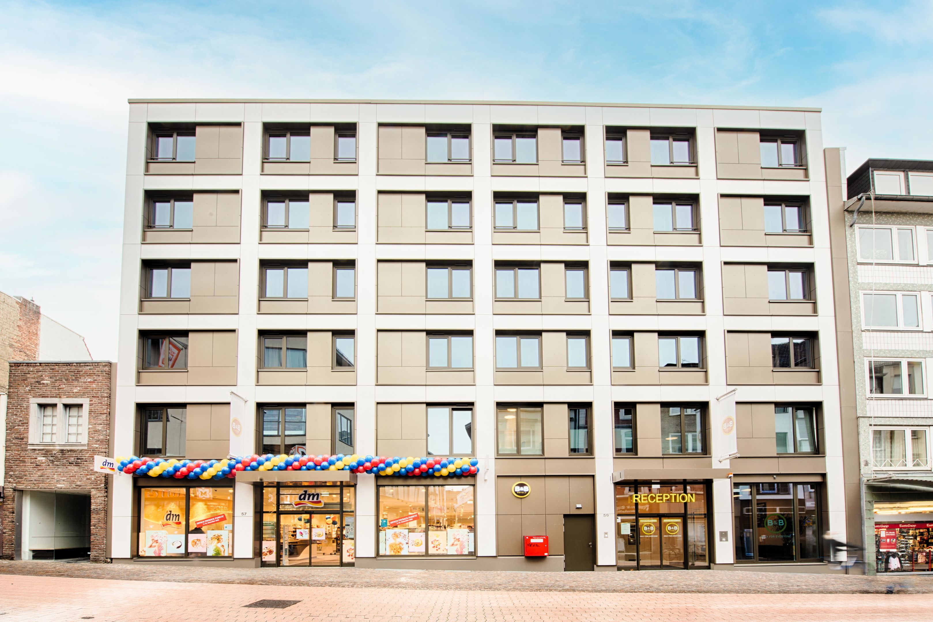 Kundenbild groß 2 B&B HOTEL Aachen-City