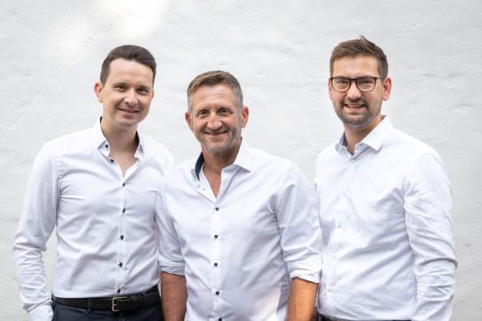 Kundenbild groß 1 AXA Versicherung Link oHG in Ettlingen