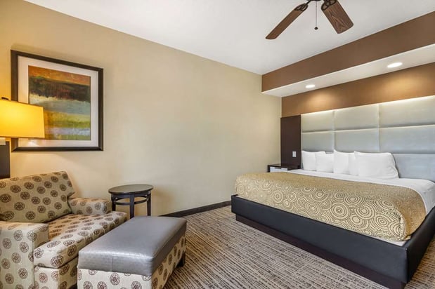 Images Best Western Plus Lackland Hotel & Suites