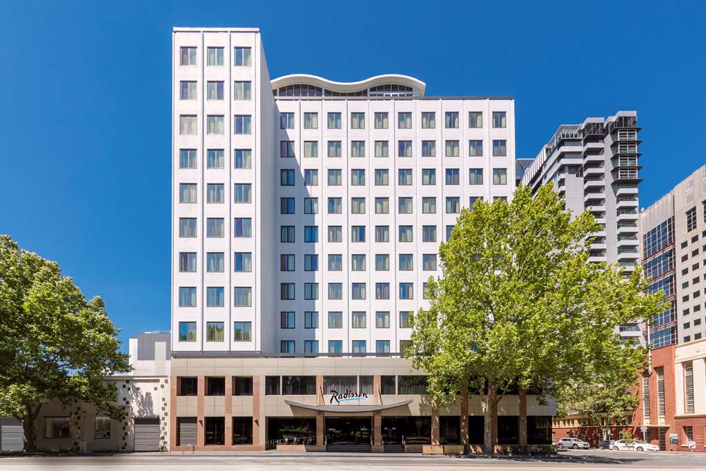 Images Radisson Hotel on Flagstaff Gardens Melbourne