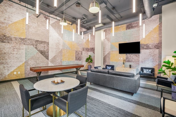 Images 555 Boulevard