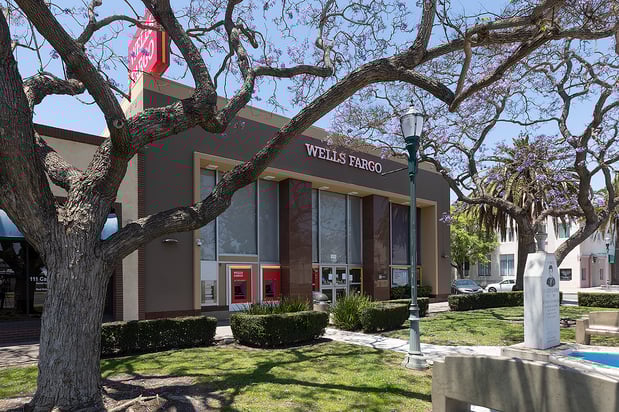 Images Wells Fargo Bank