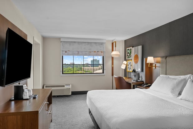 Images Holiday Inn Niagara Falls State Park Entry by IHG