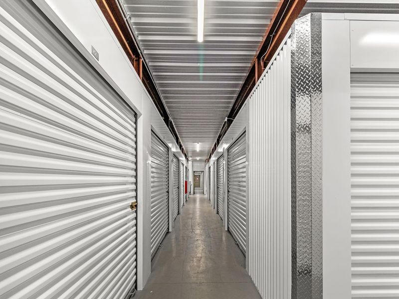 Interior Units - Extra Space Storage at 813 N Broadway, Portland, TN 37148