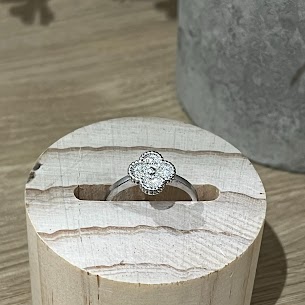 Images KOMEHYO（コメ兵）買取センター姫路みゆき通り