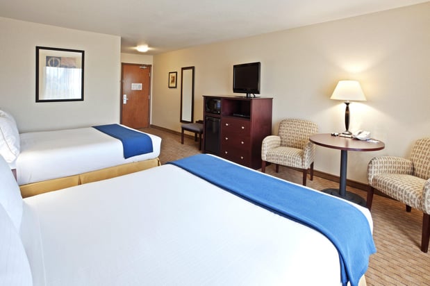 Images Holiday Inn Express & Suites Vancouver Mall/Portland Area by IHG