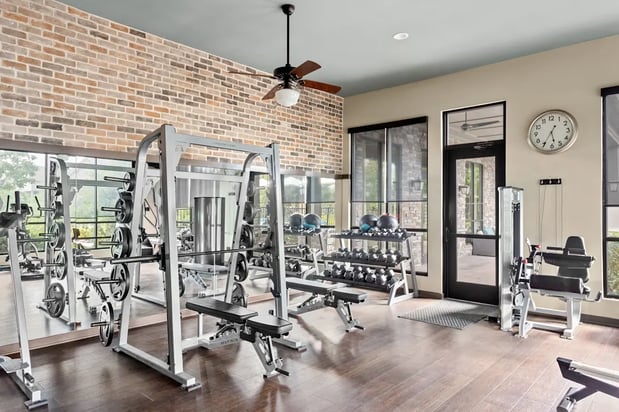 Images Adara Overland Park