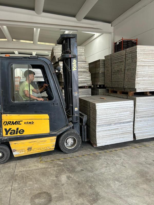 Images New General Trade Auctions Srls