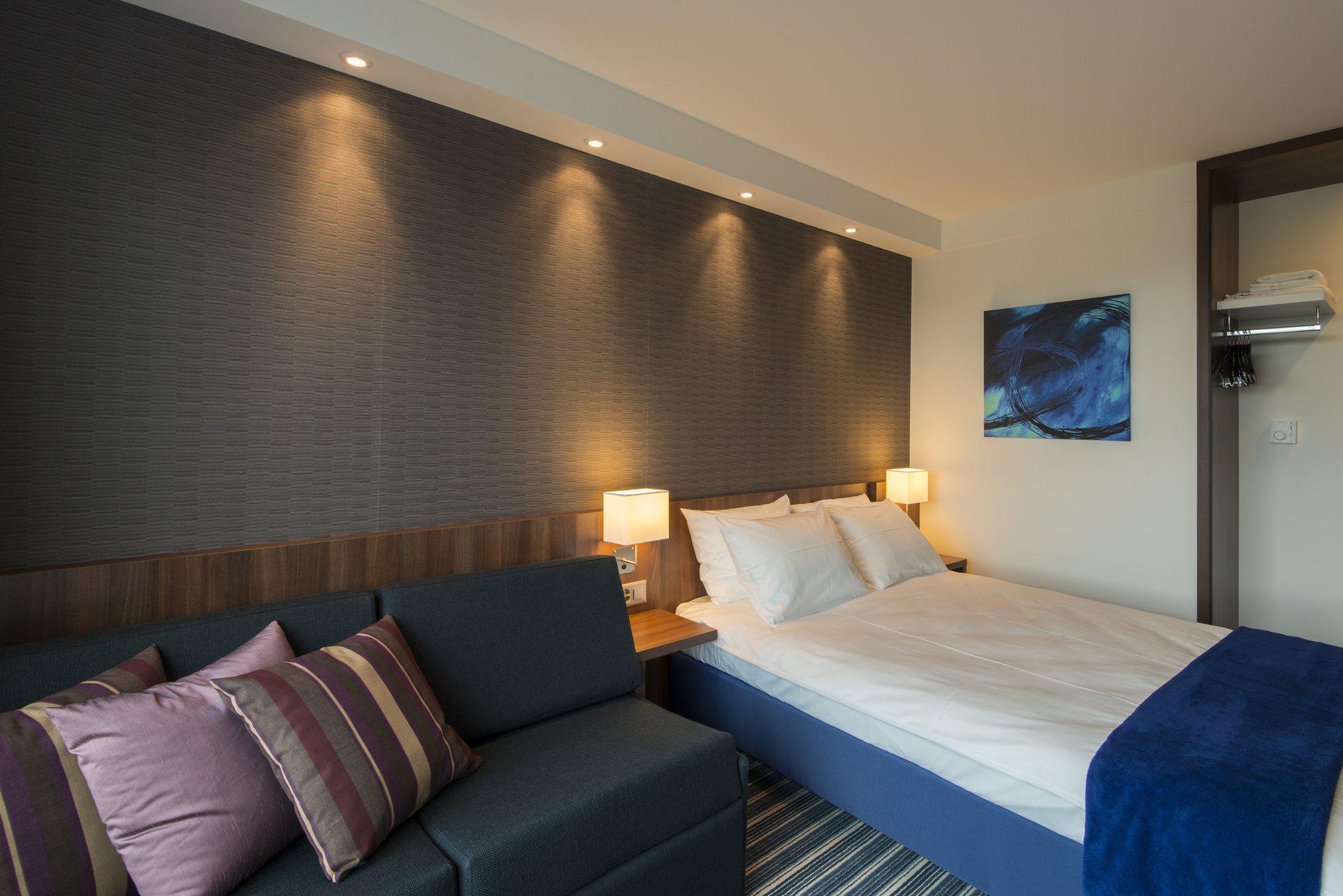 Holiday Inn Express Affoltern am Albis, an IHG Hotel - CLOSED, Obstgartenstrasse 7 in Affoltern am Albis