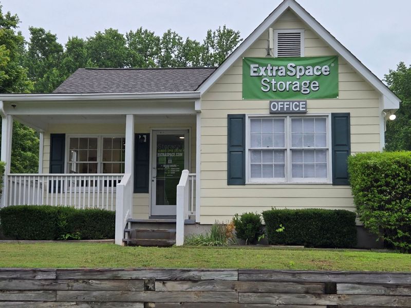 Images Extra Space Storage
