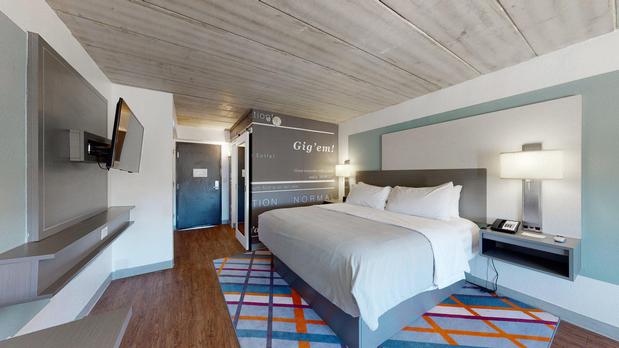 Images voco College Station Aggieland by IHG