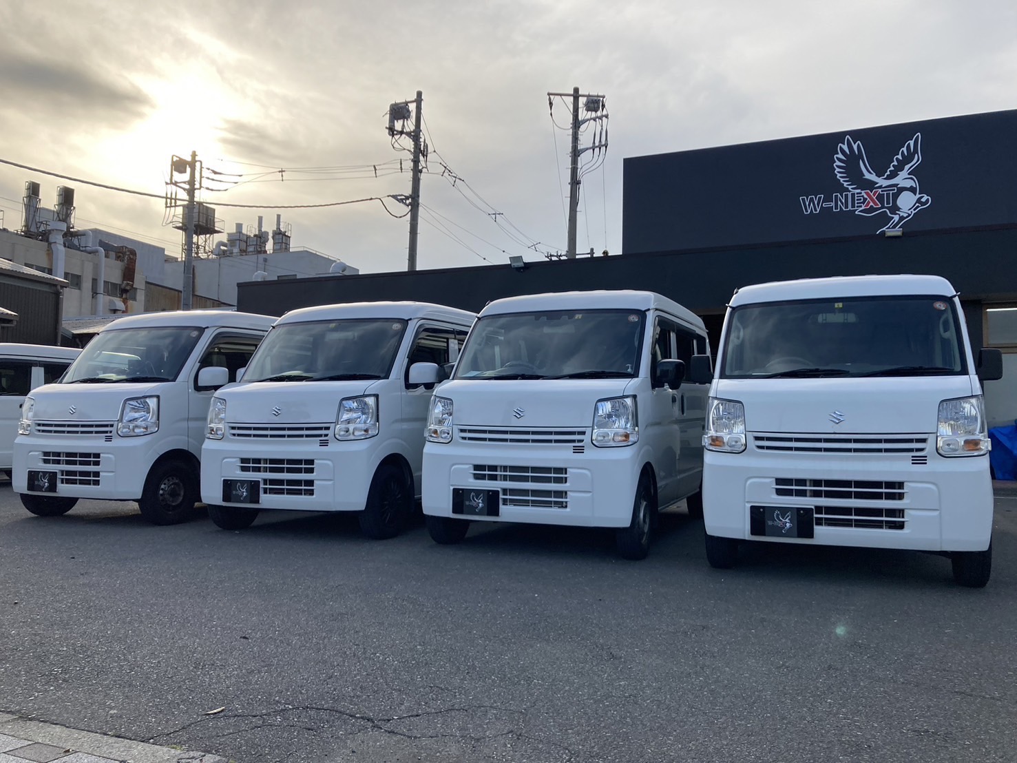 Images 株式会社W-NEXT WING-STAGE鳥浜本店