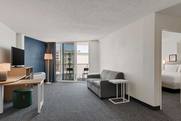 Images Spark by Hilton Ormond Beach Oceanfront
