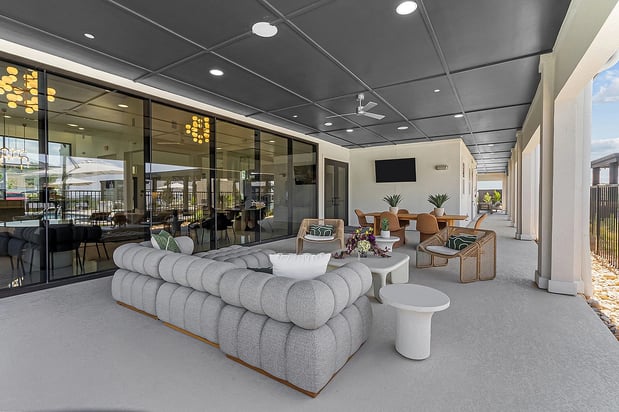 Images Luxe of Denton