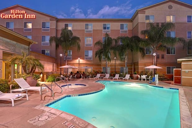Images Hilton Garden Inn San Bernardino