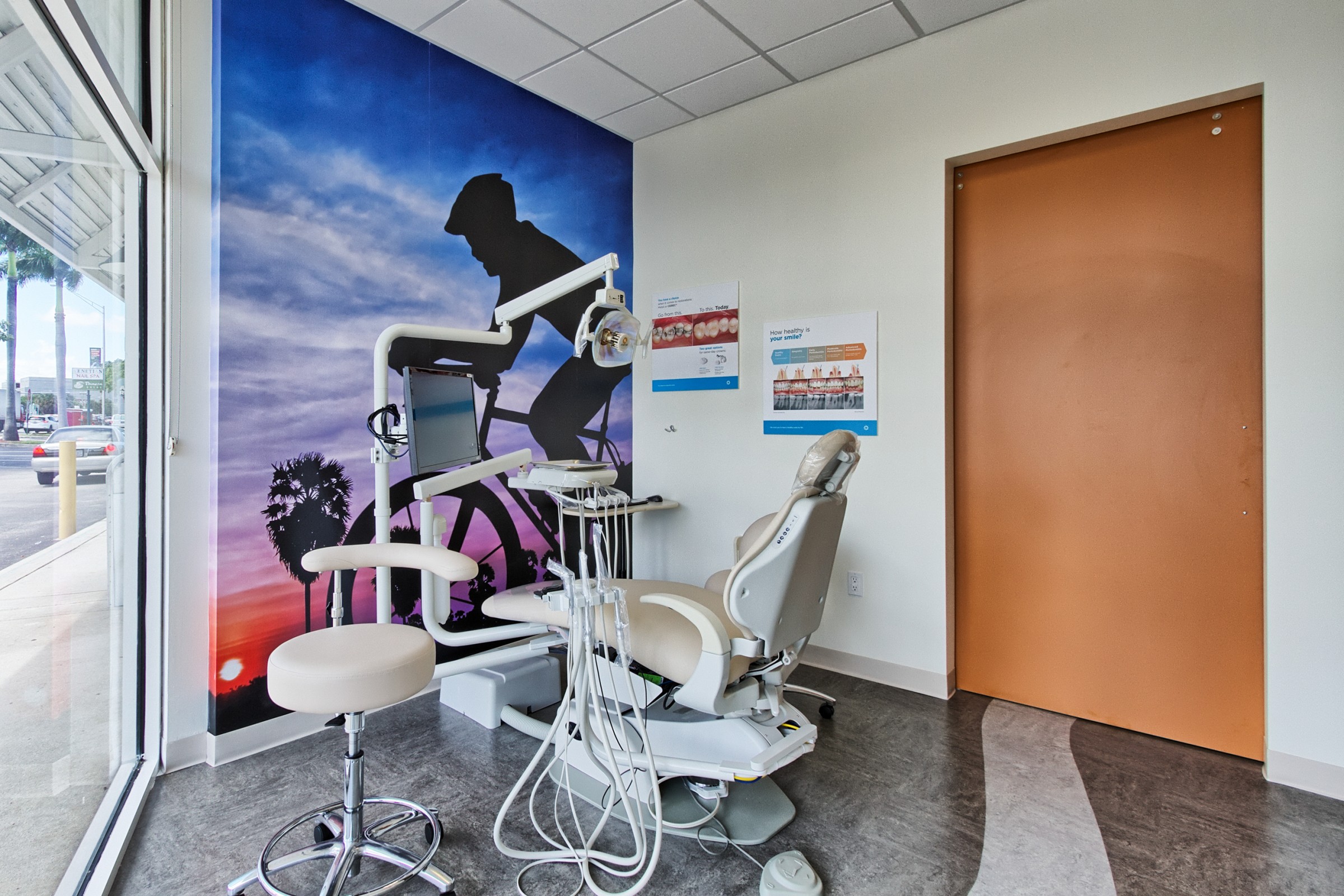 Our paperless system delivers electronic charting, digital imaging and enhanced case presentation at chair side.