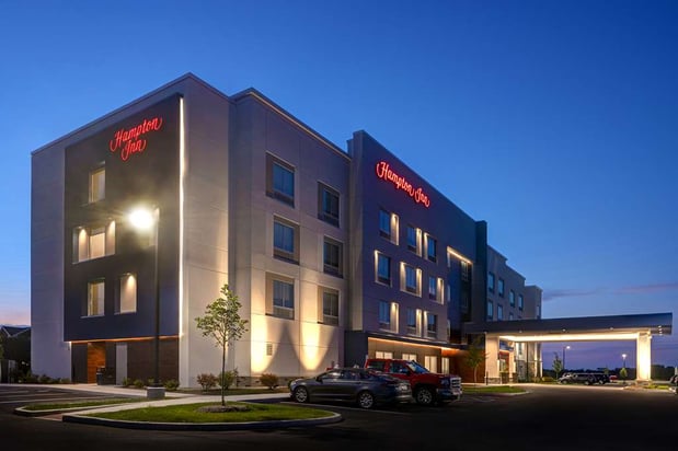 Images Hampton Inn Crown Point