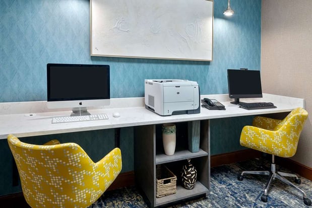 Images Hampton Inn & Suites Kansas City-Country Club Plaza