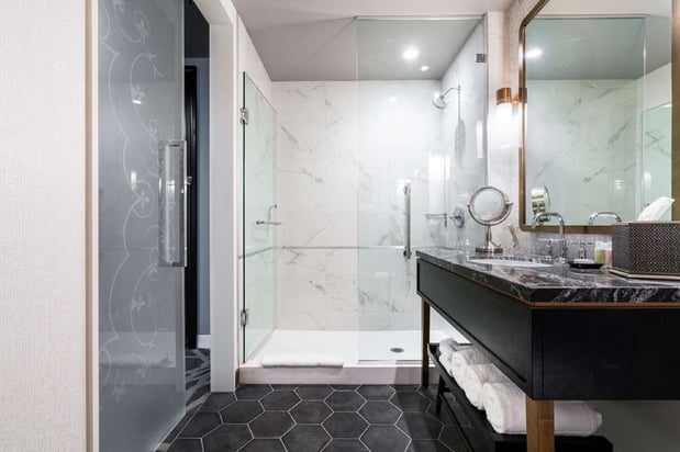 Images LondonHouse Chicago, Curio Collection by Hilton