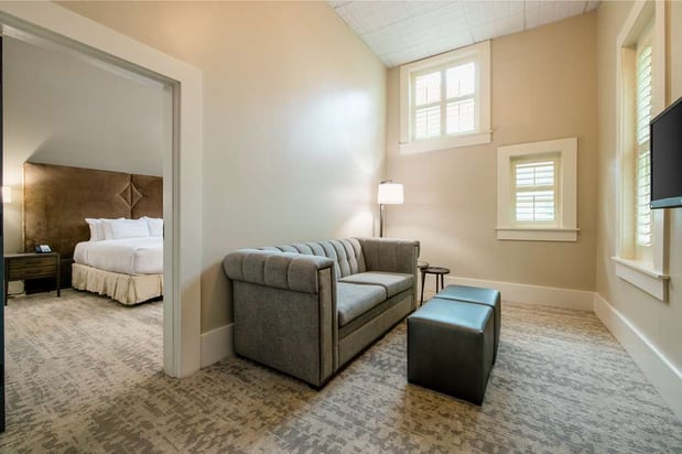 Images Hotel Florence, Tapestry Collection by Hilton