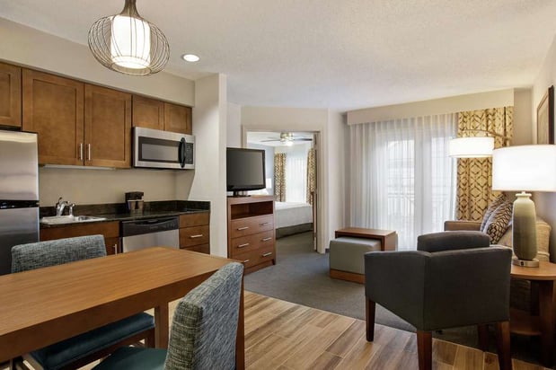 Images Homewood Suites by Hilton Kansas City-Airport