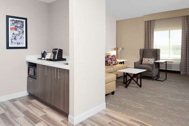 Images Hilton Garden Inn Waco