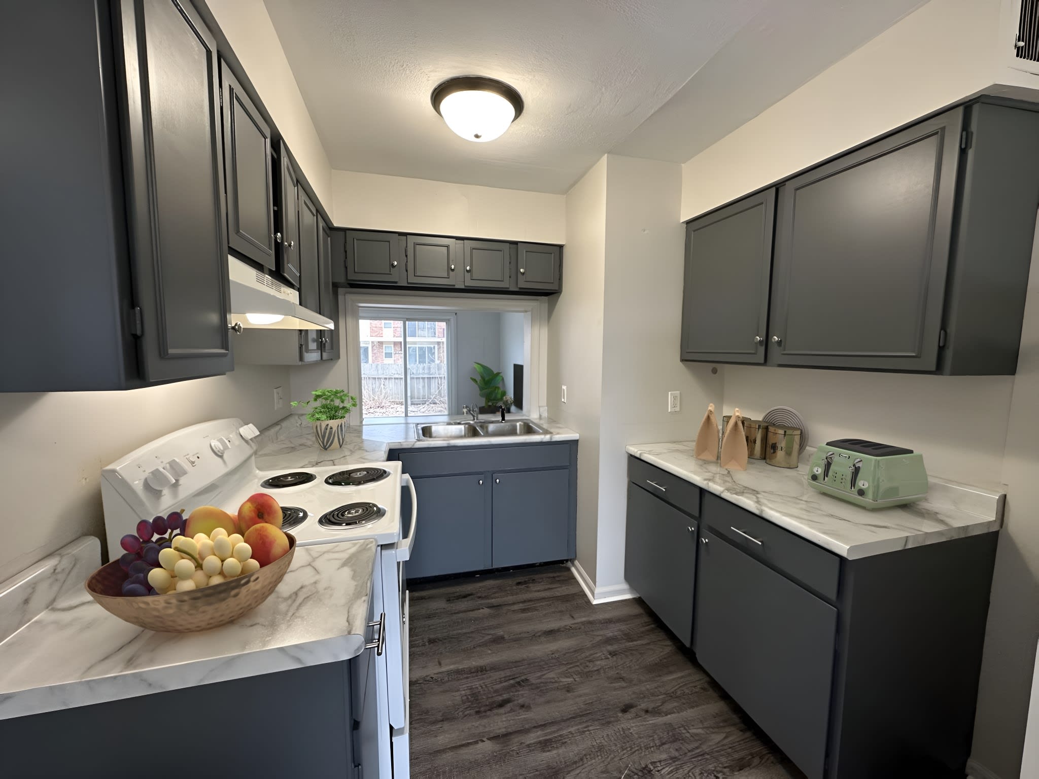 Well Organized Kitchen