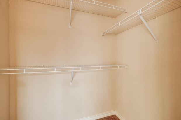 Images Chateau Mirage Apartment Homes