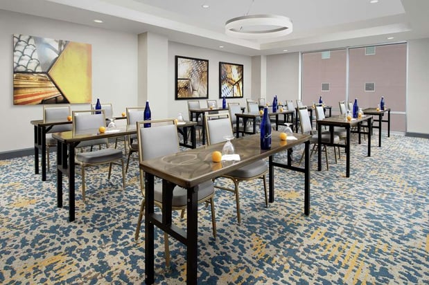 Images Hilton Garden Inn Westchester Dobbs Ferry