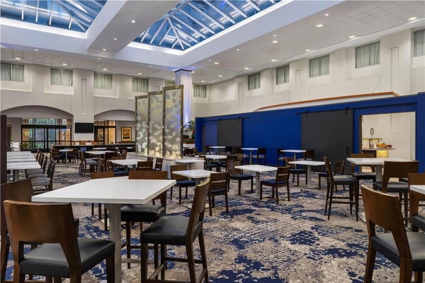 Images Embassy Suites by Hilton Boston at Logan Airport