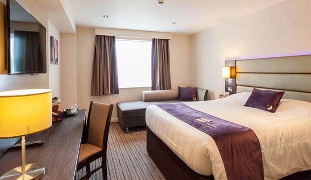 Premier Inn Stoke On Trent Hanley - Hotels in Stoke-On-Trent ST1 5NH ...