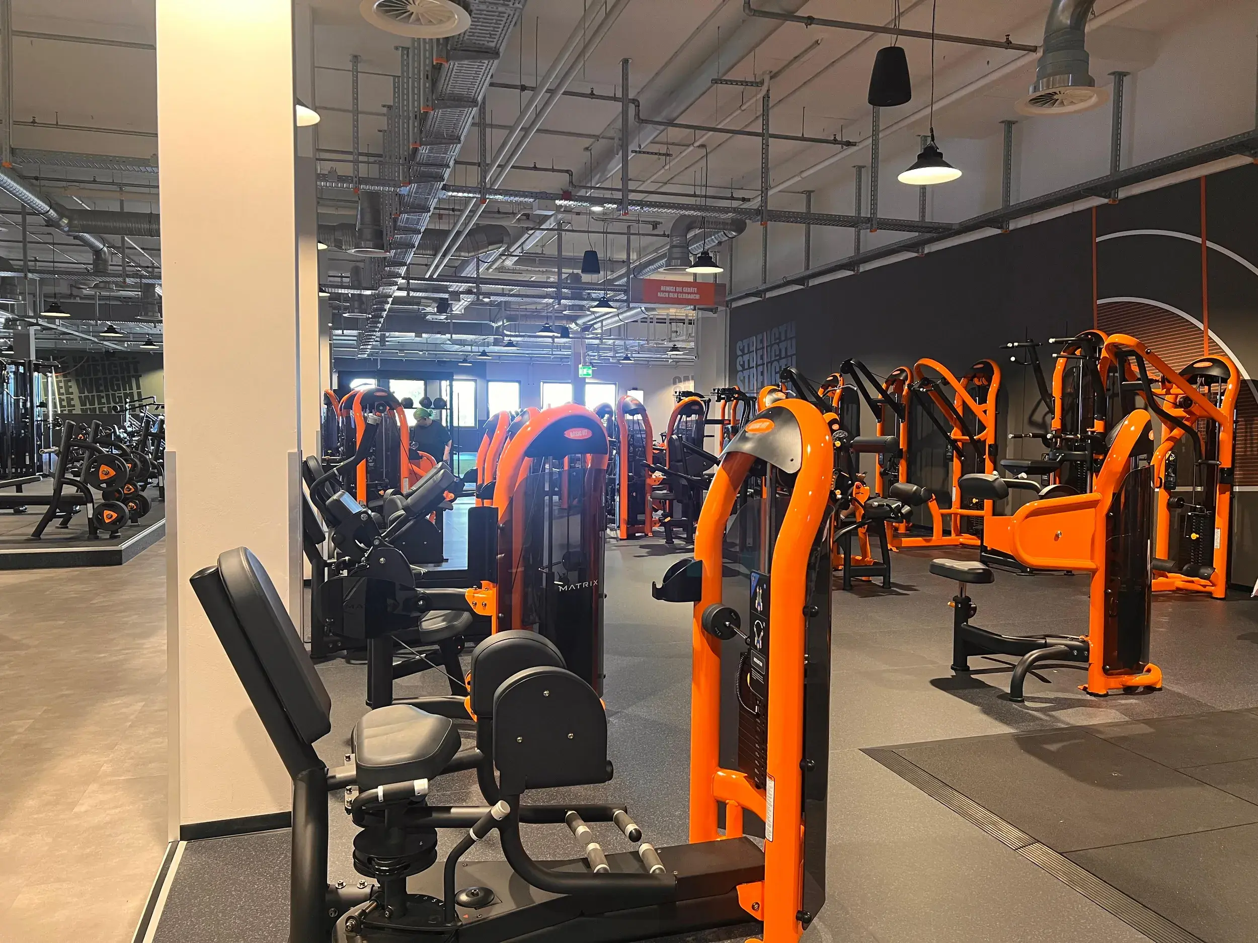 Bilder Basic-Fit