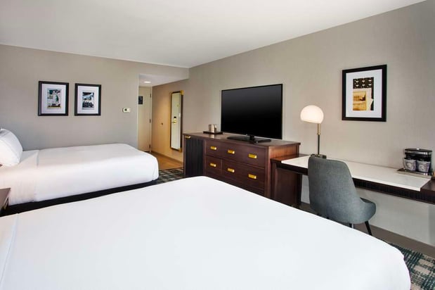Images DoubleTree by Hilton Lansing