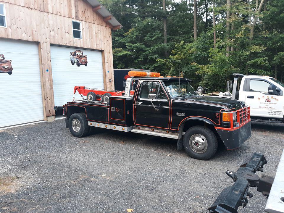 Contact us for Towing Services!