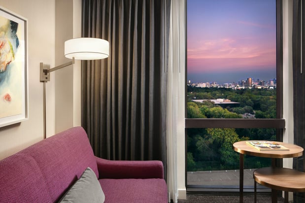 Images Crowne Plaza Dallas Market Ctr - Love Field by IHG