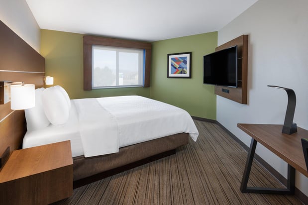 Images Holiday Inn Express & Suites Colorado Springs Airport by IHG