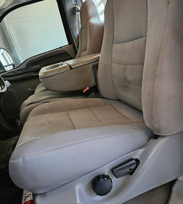 Images Leon's Trim Shop