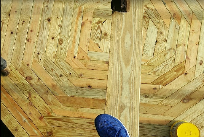 Harold Groves Plumbing Contractor Logo