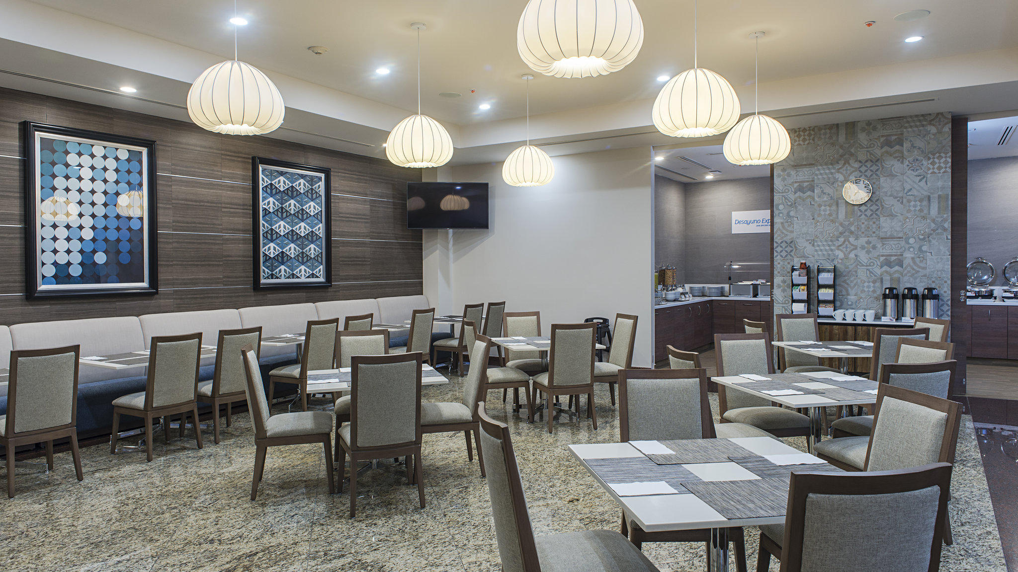 Images Holiday Inn Express Mexico - Toreo by IHG