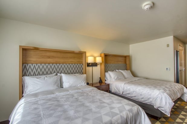 Images Holiday Inn Appleton by IHG