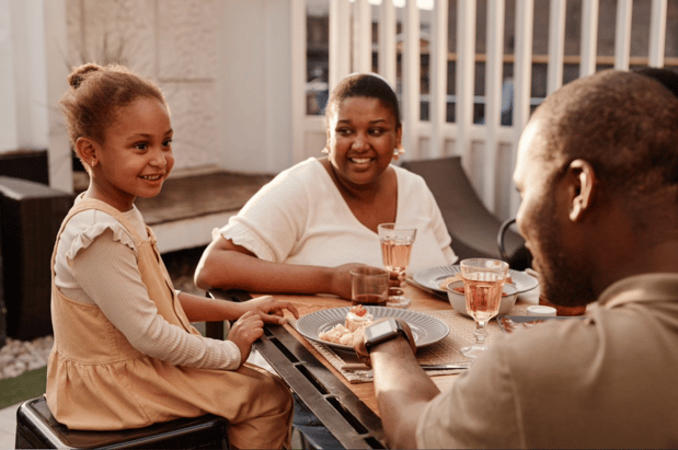 Images Ariel Vargas at Comparion Insurance Agency