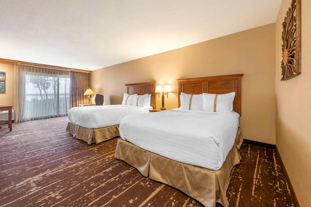 Images Best Western Premier The Lodge on Lake Detroit